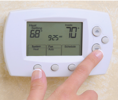 Un thermostat programmable pour effectuer des économies de chauffage