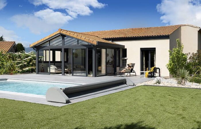 exemple d'agrandissement sur une maison avec piscine
