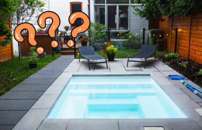 petite piscine sur une terrasse